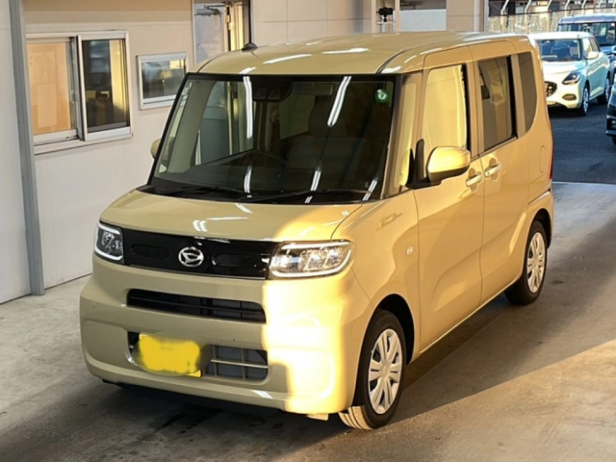 DAIHATSU TANTO LA650S 2024