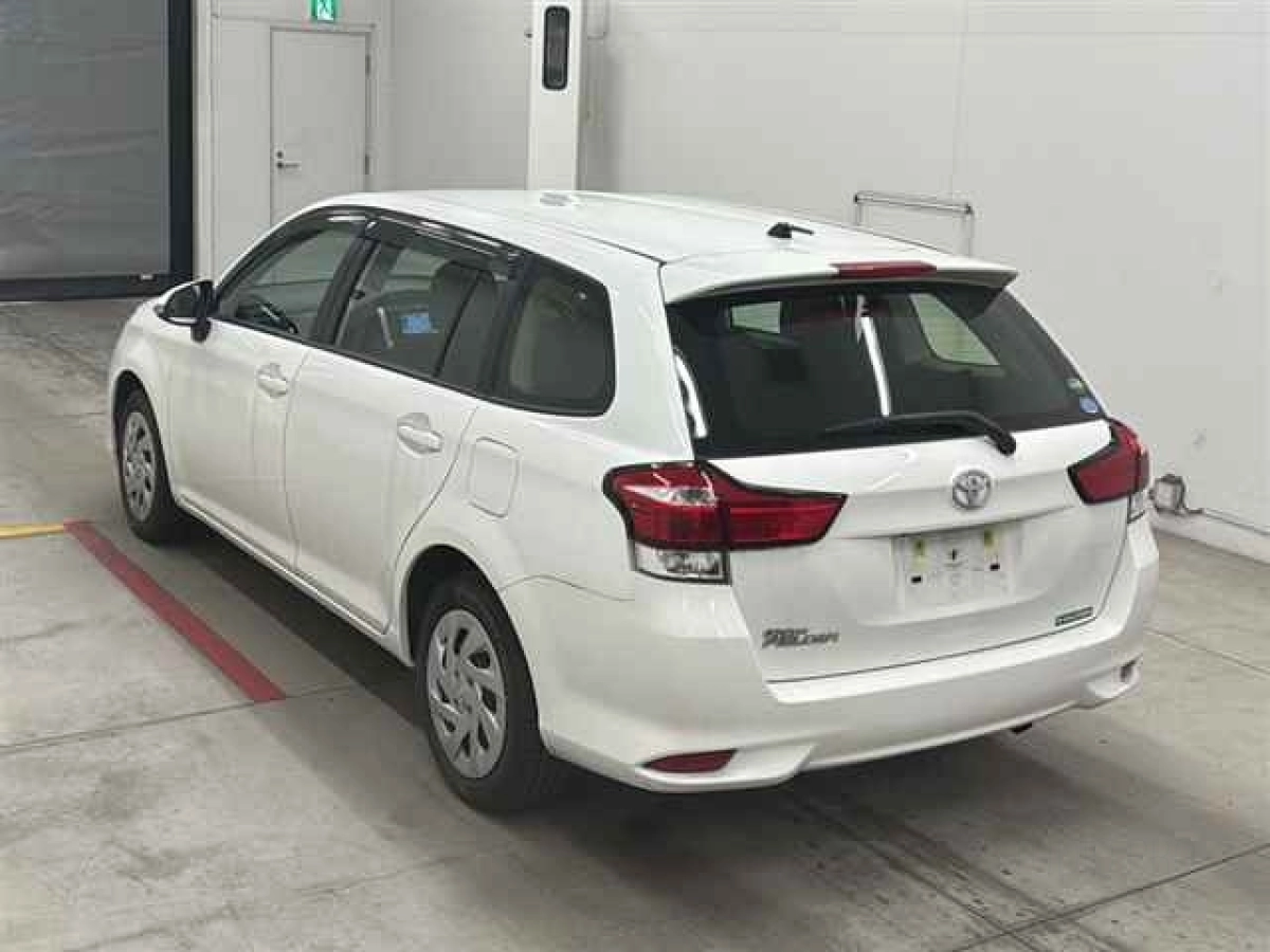 TOYOTA COROLLA FIELDER