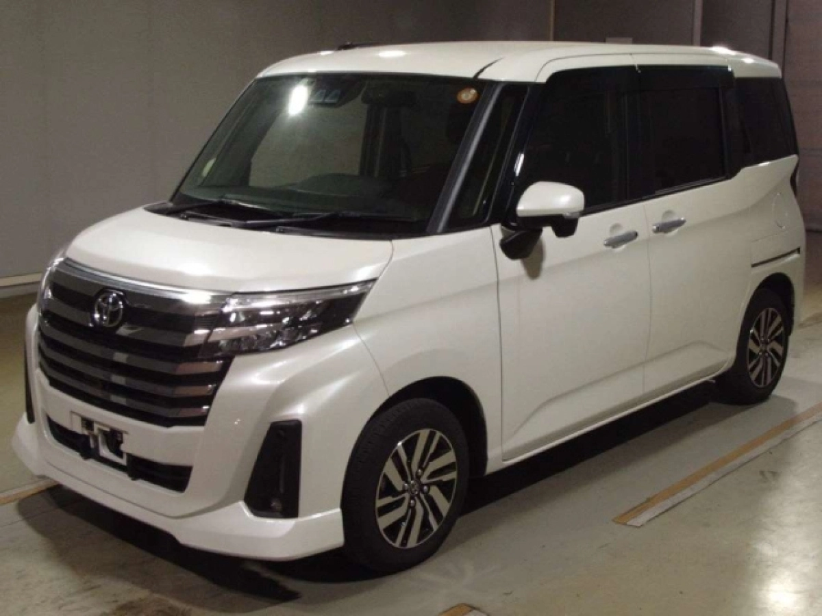 TOYOTA ROOMY M900A 2023
