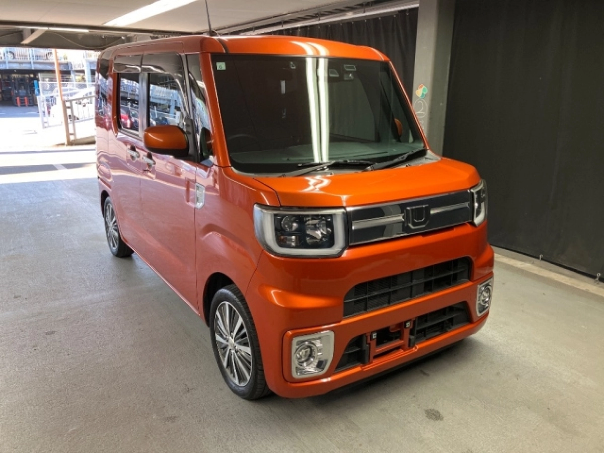 DAIHATSU WAKE LA700S 2019