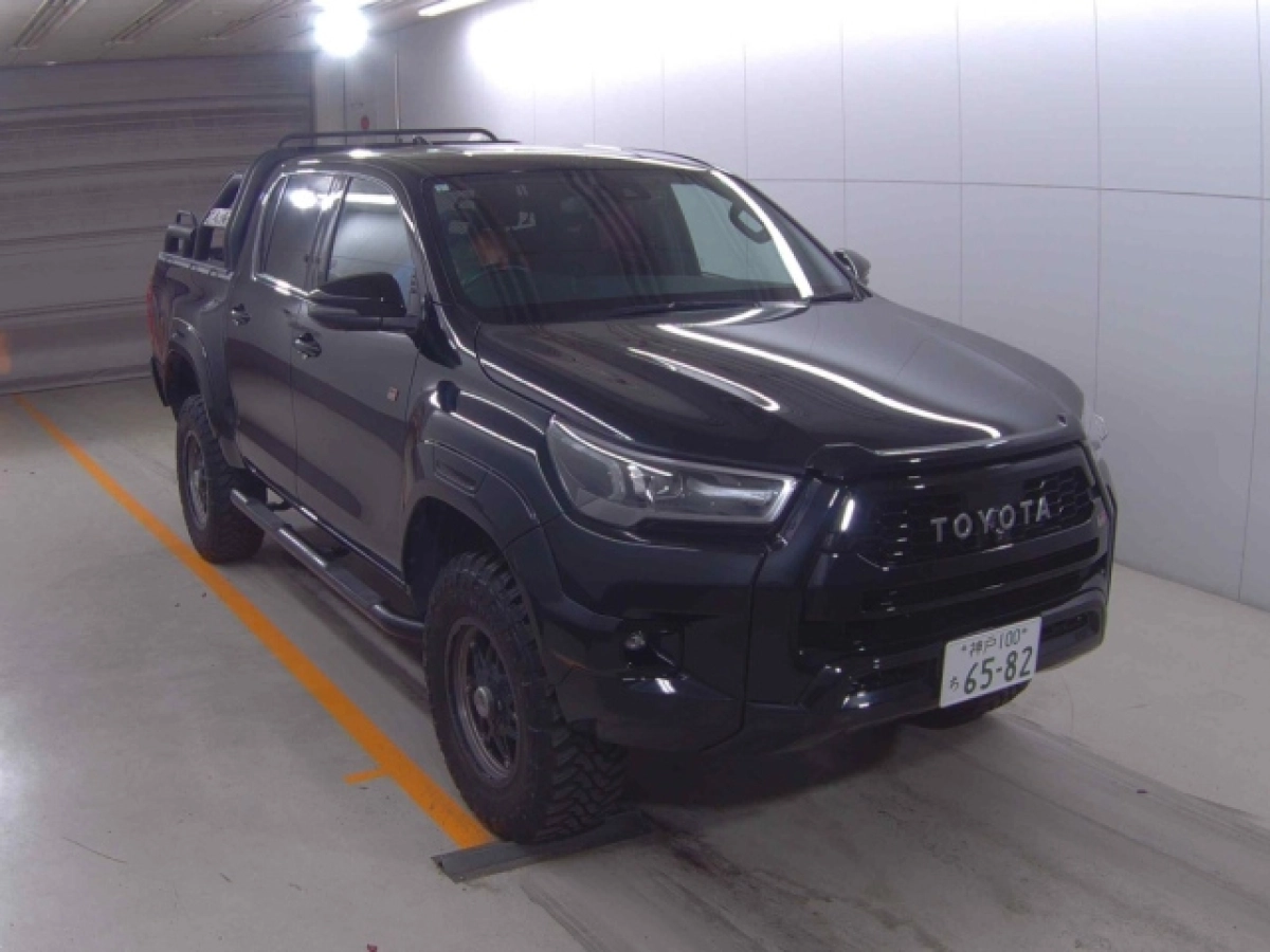 TOYOTA HILUX GUN125 2023