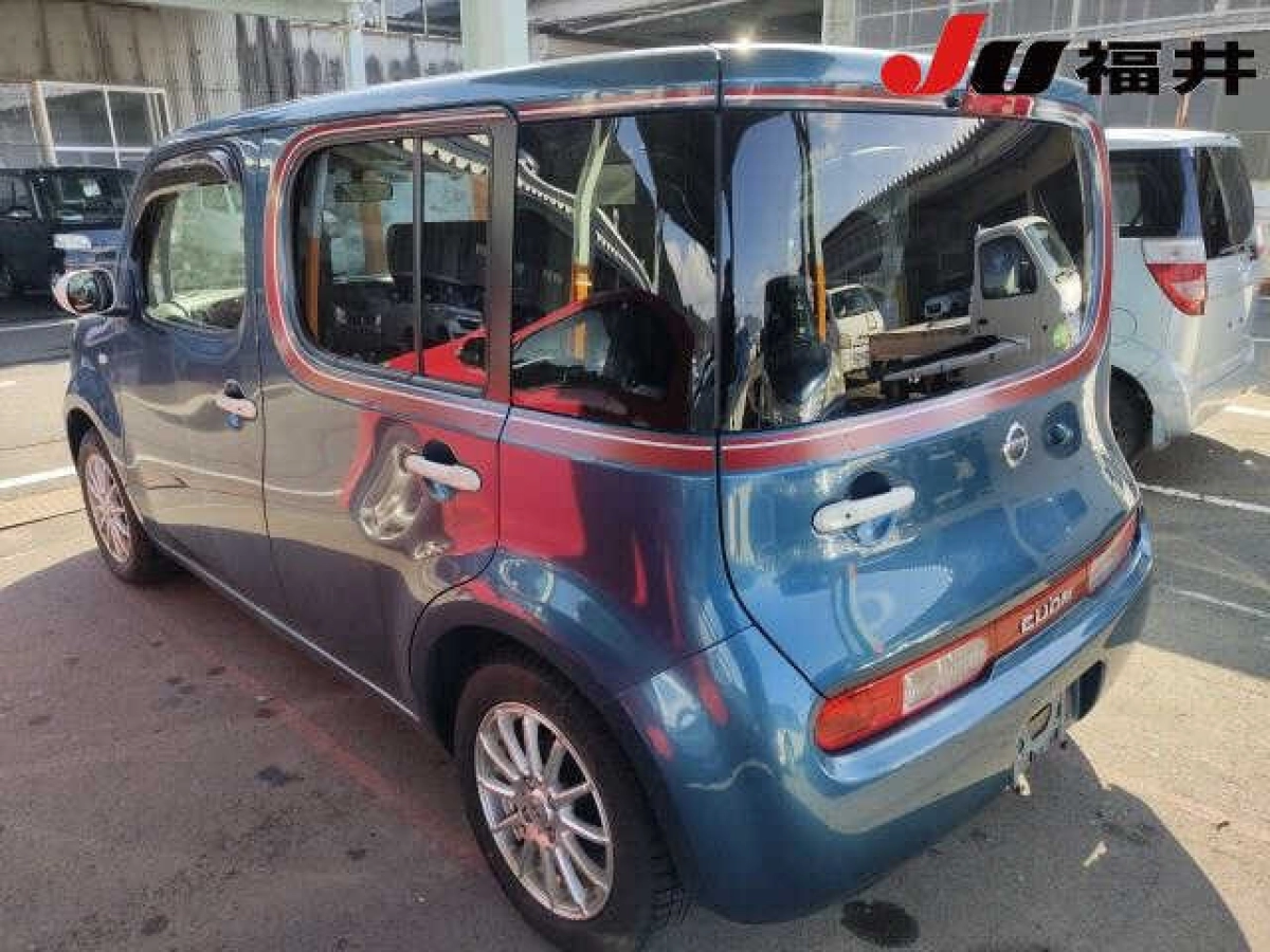 NISSAN CUBE