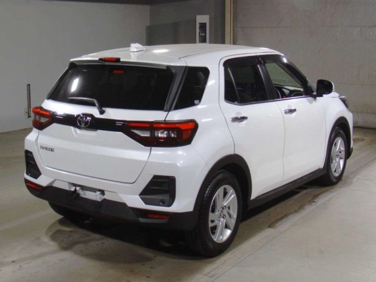 TOYOTA RAIZE