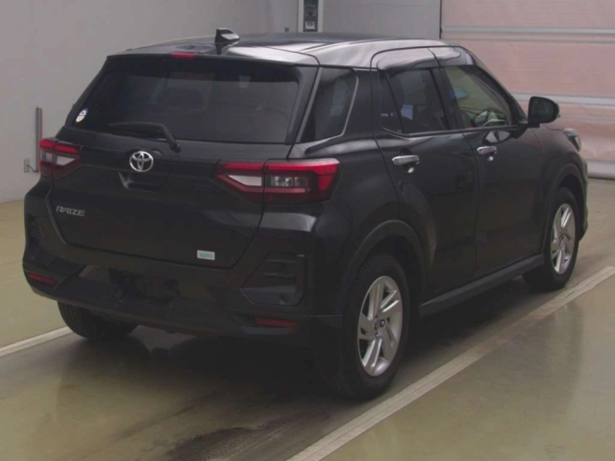 TOYOTA RAIZE
