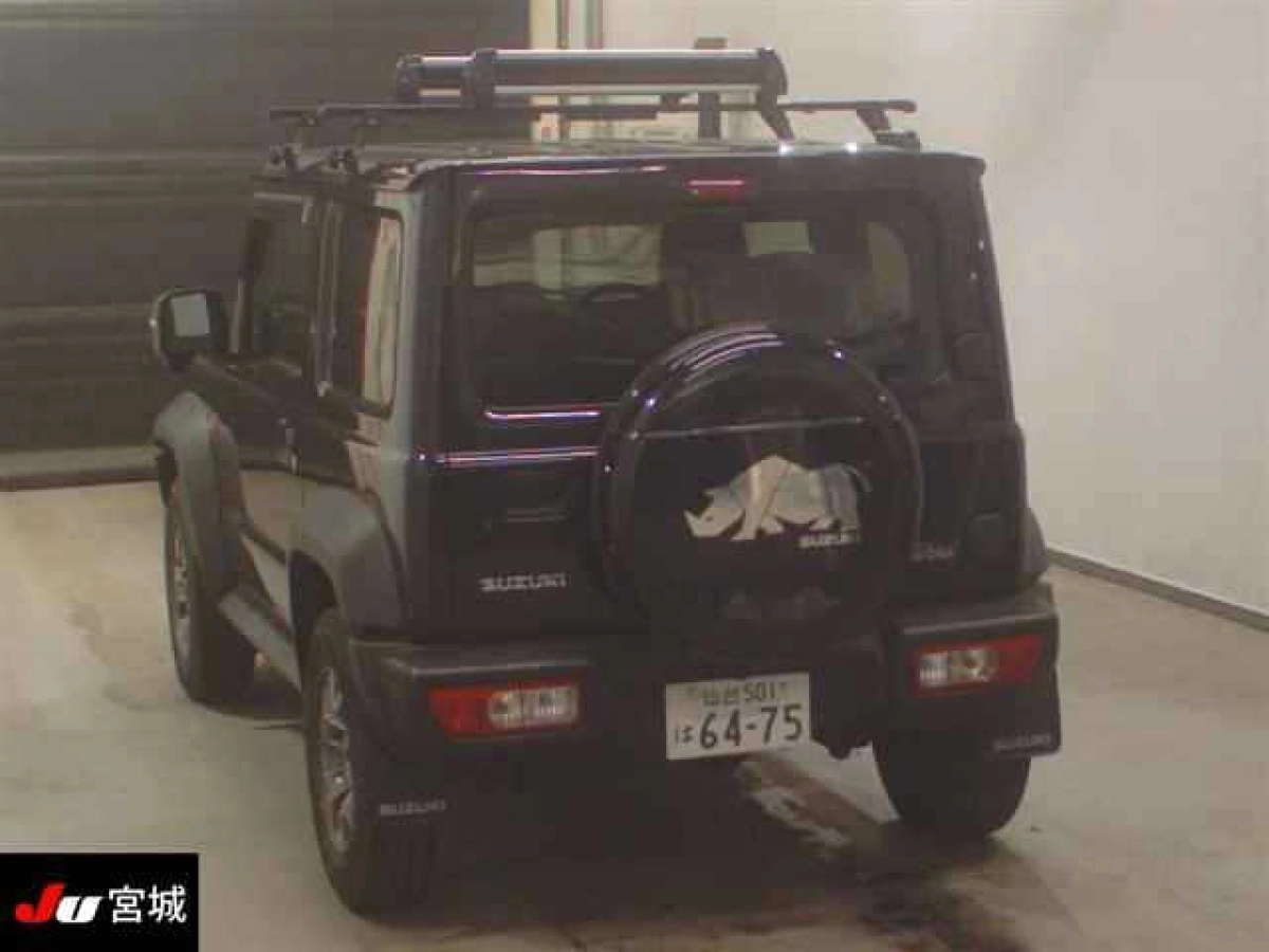 SUZUKI JIMNY SIERRA
