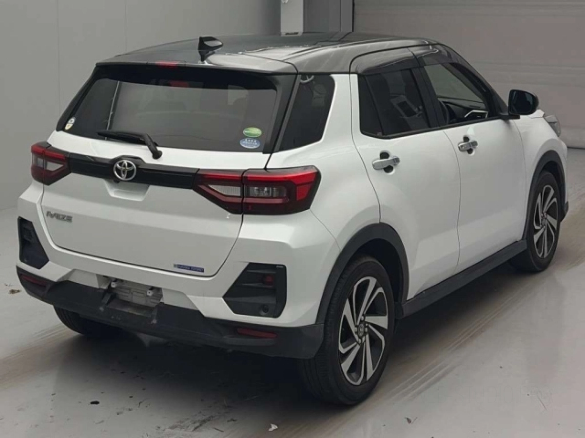 TOYOTA RAIZE