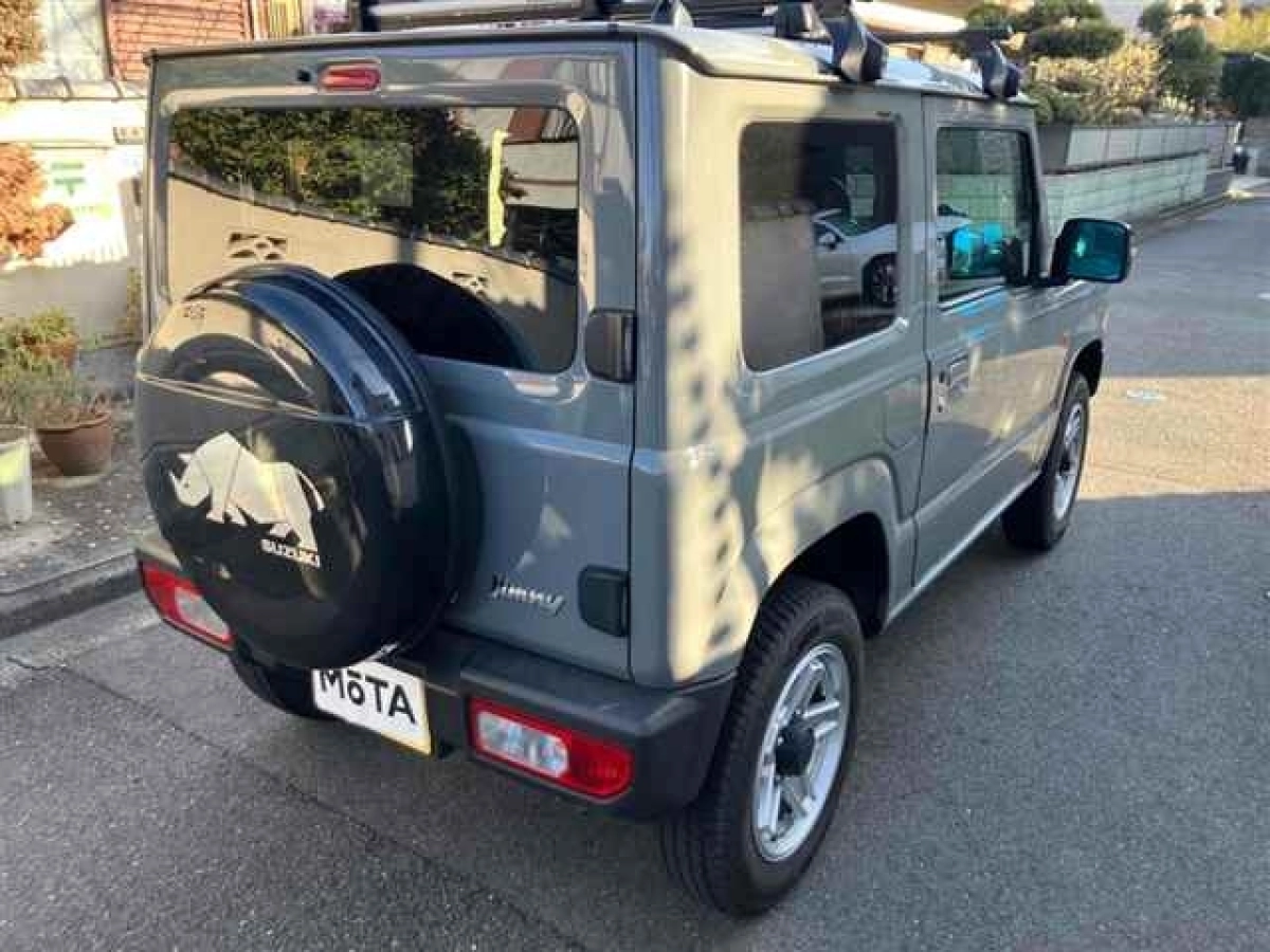 SUZUKI JIMNY