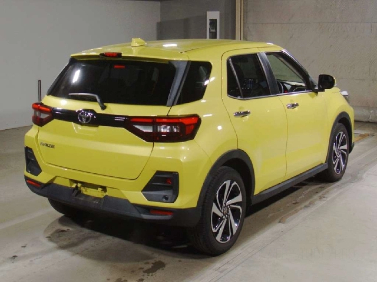 TOYOTA RAIZE