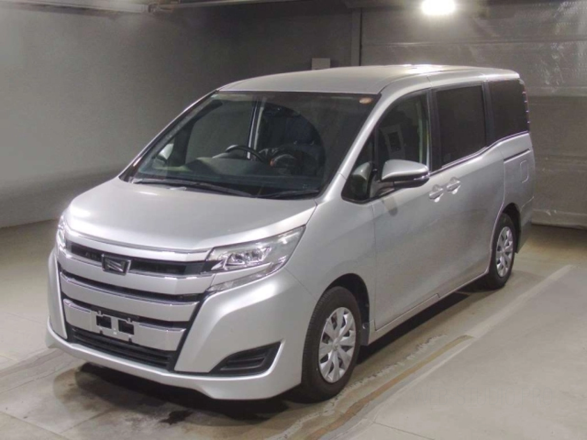TOYOTA NOAH ZRR80G 2020