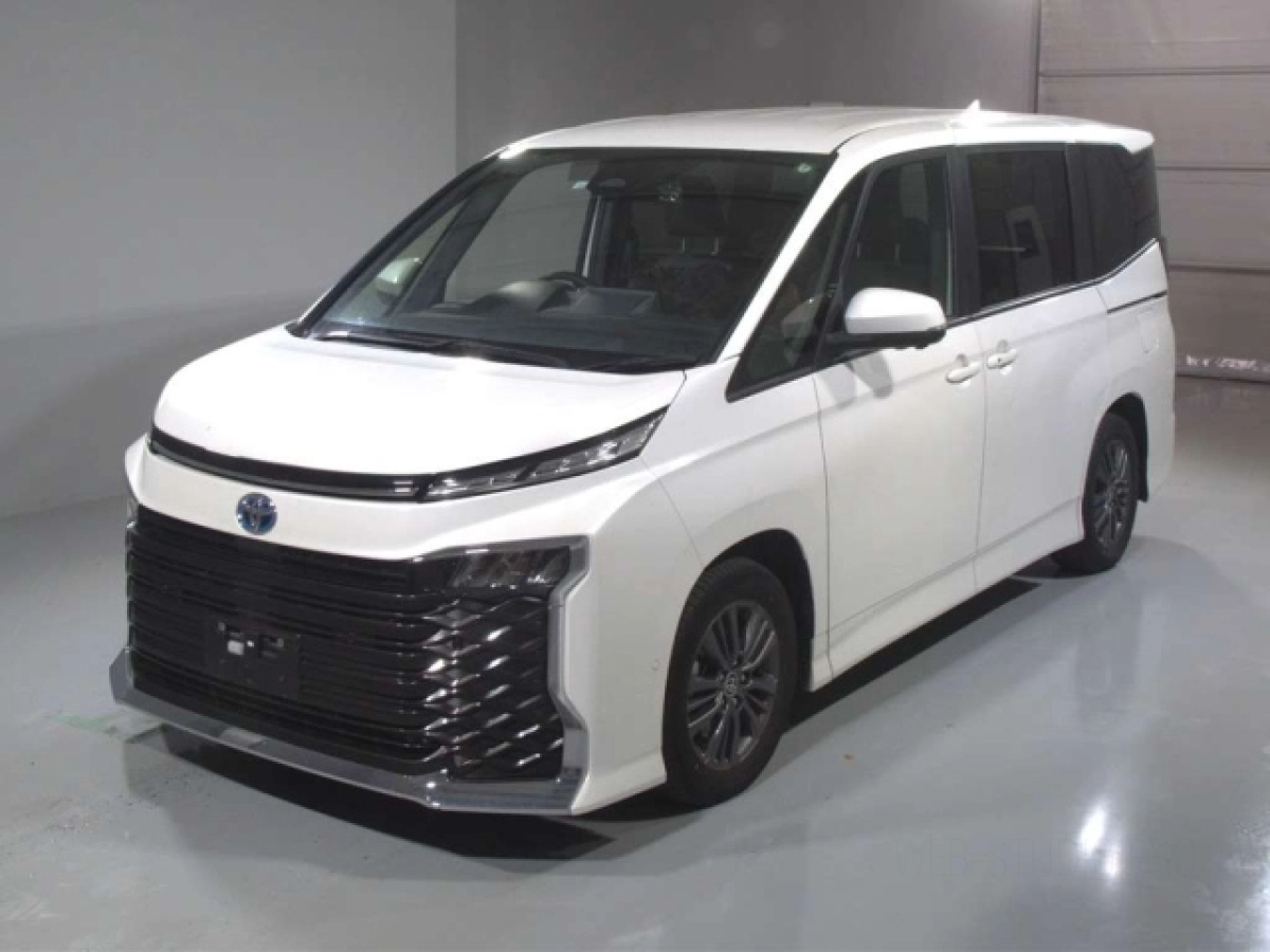 TOYOTA VOXY ZWR90W 2022