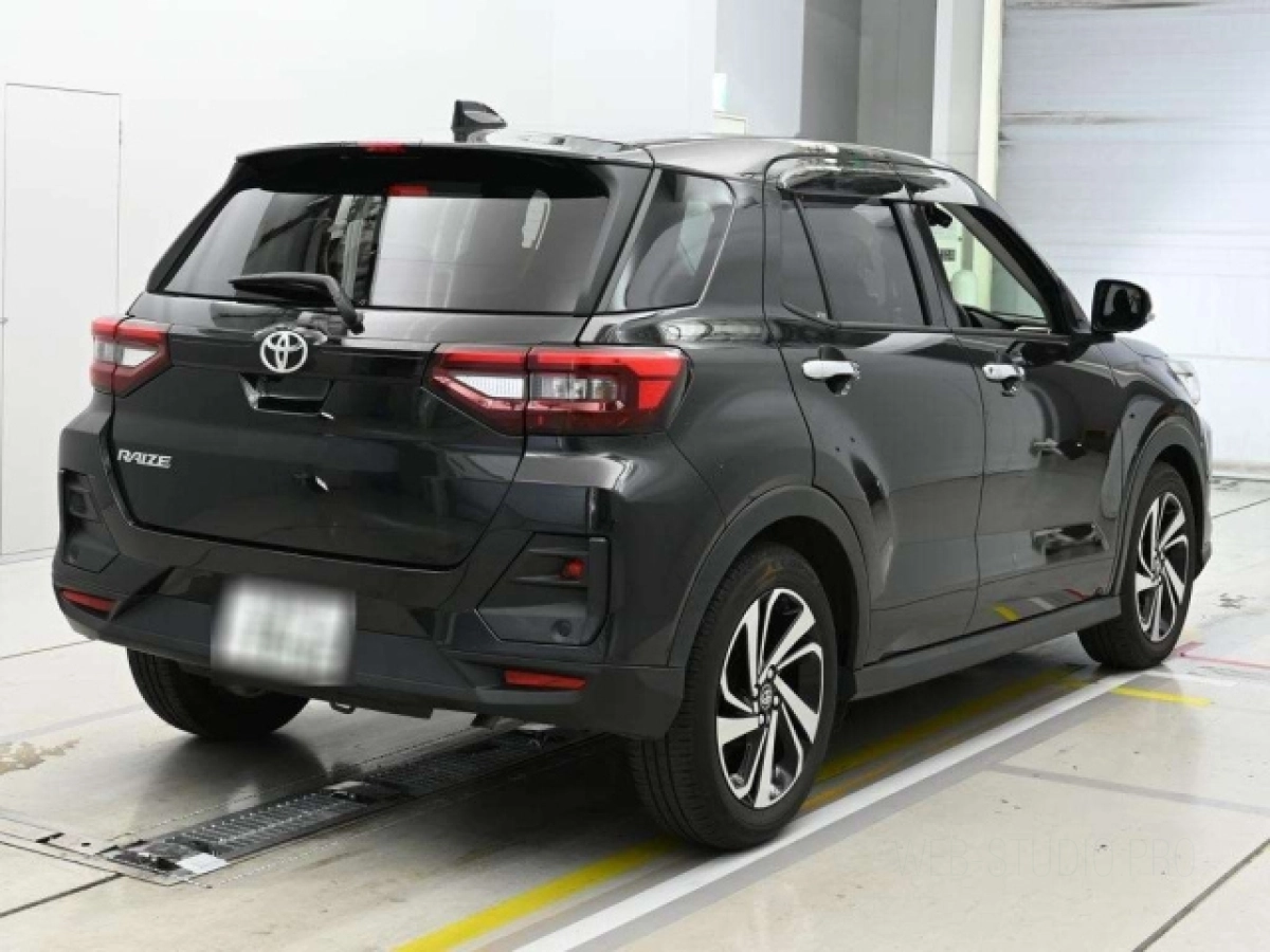 TOYOTA RAIZE