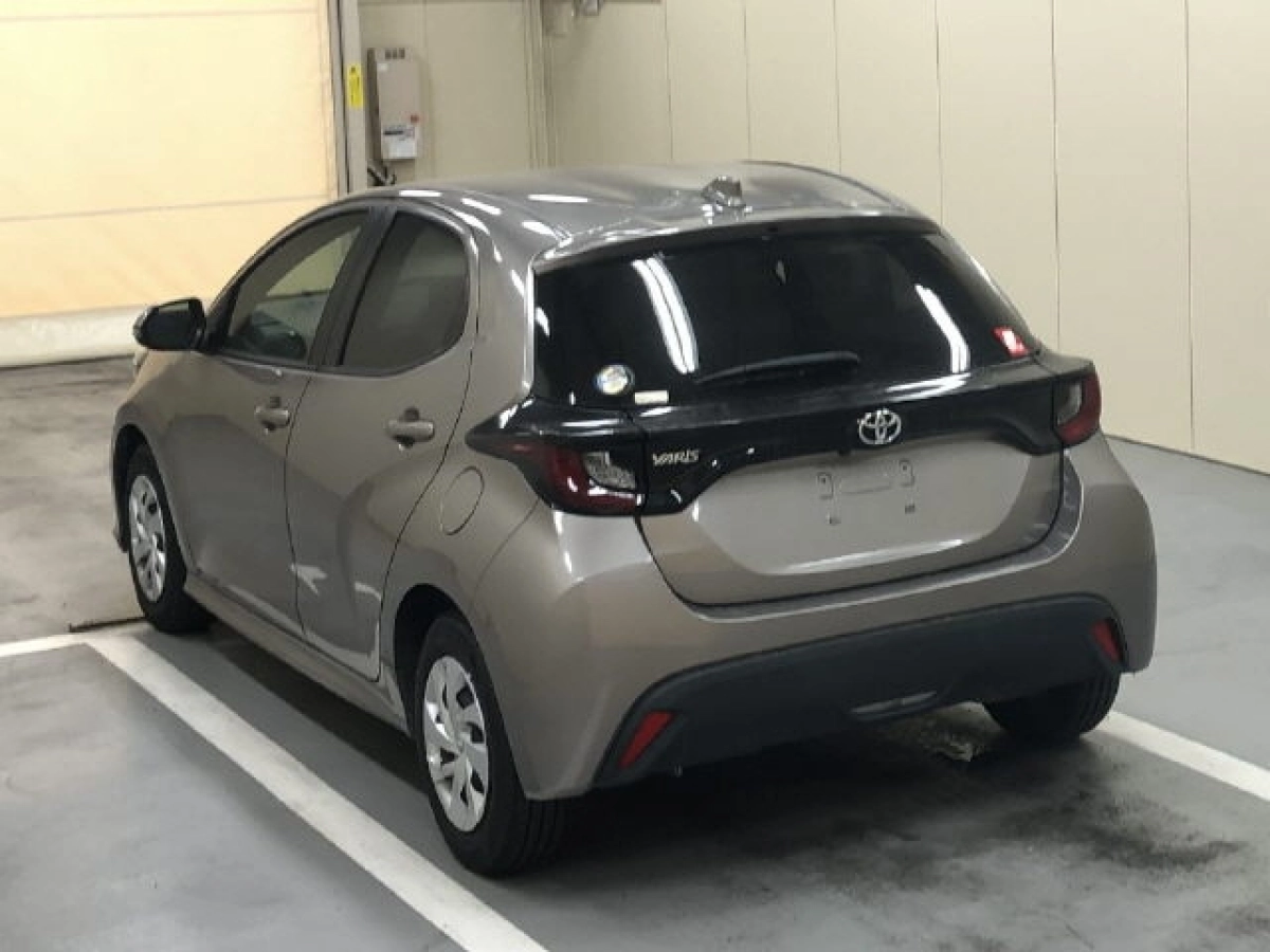 TOYOTA YARIS