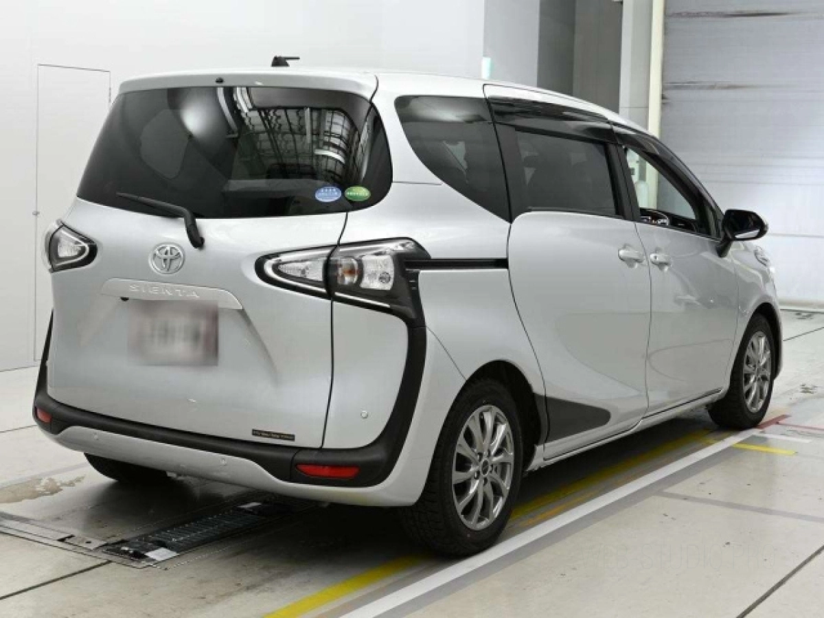 TOYOTA SIENTA