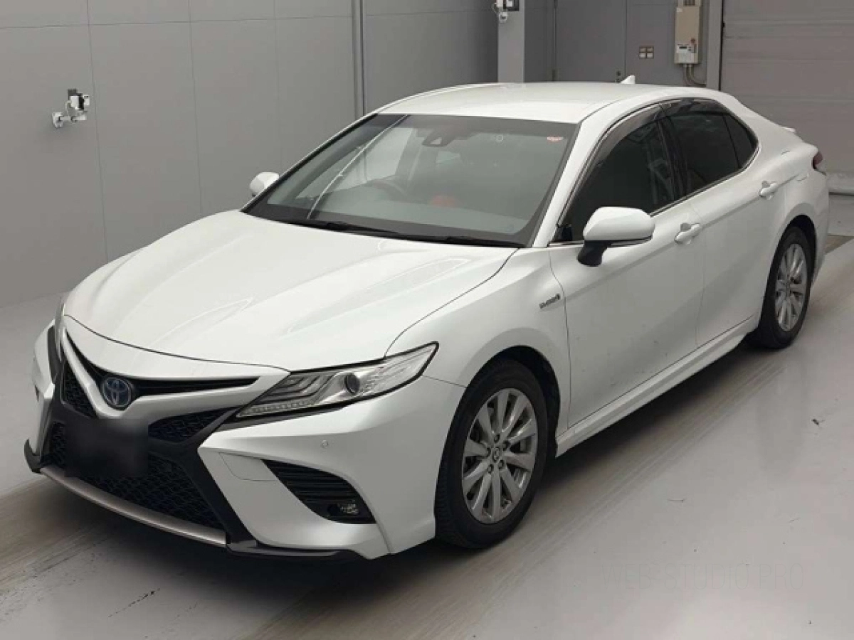 TOYOTA CAMRY AXVH70 2020