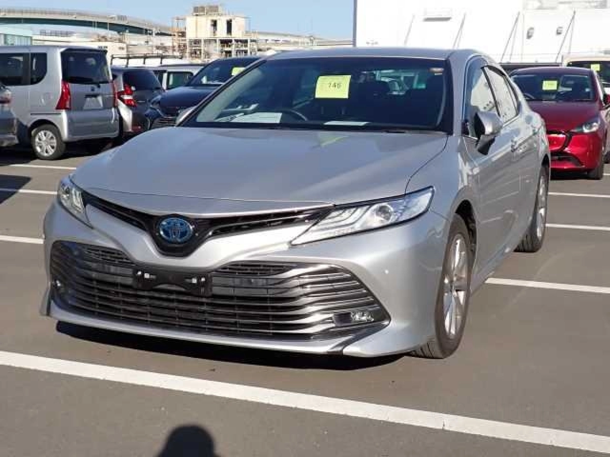 TOYOTA CAMRY