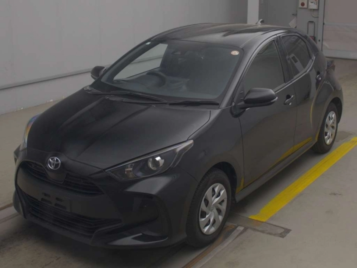 TOYOTA YARIS KSP210 2023