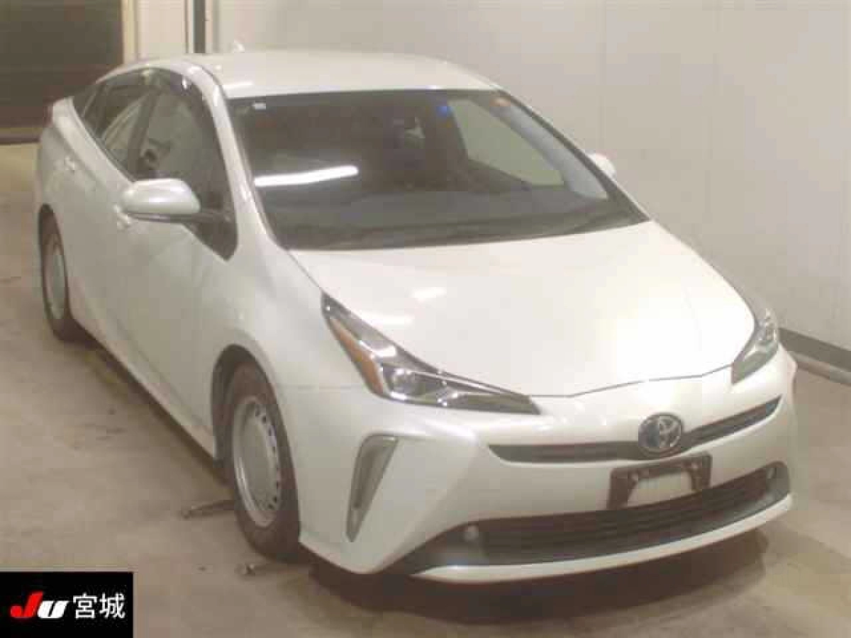TOYOTA PRIUS ZVW55 2021