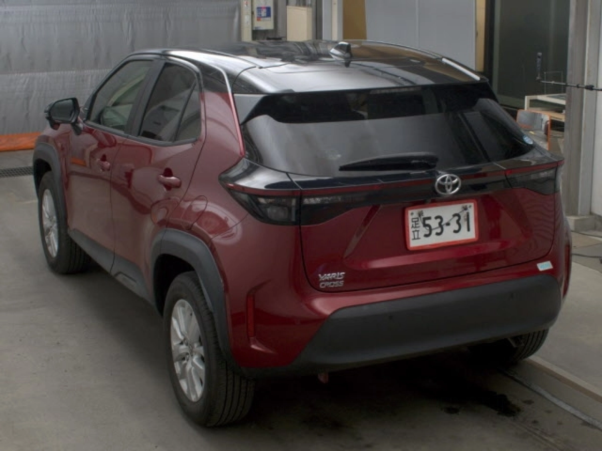 TOYOTA YARIS CROSS