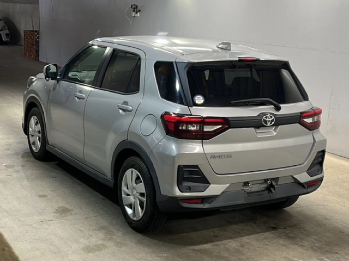 TOYOTA RAIZE