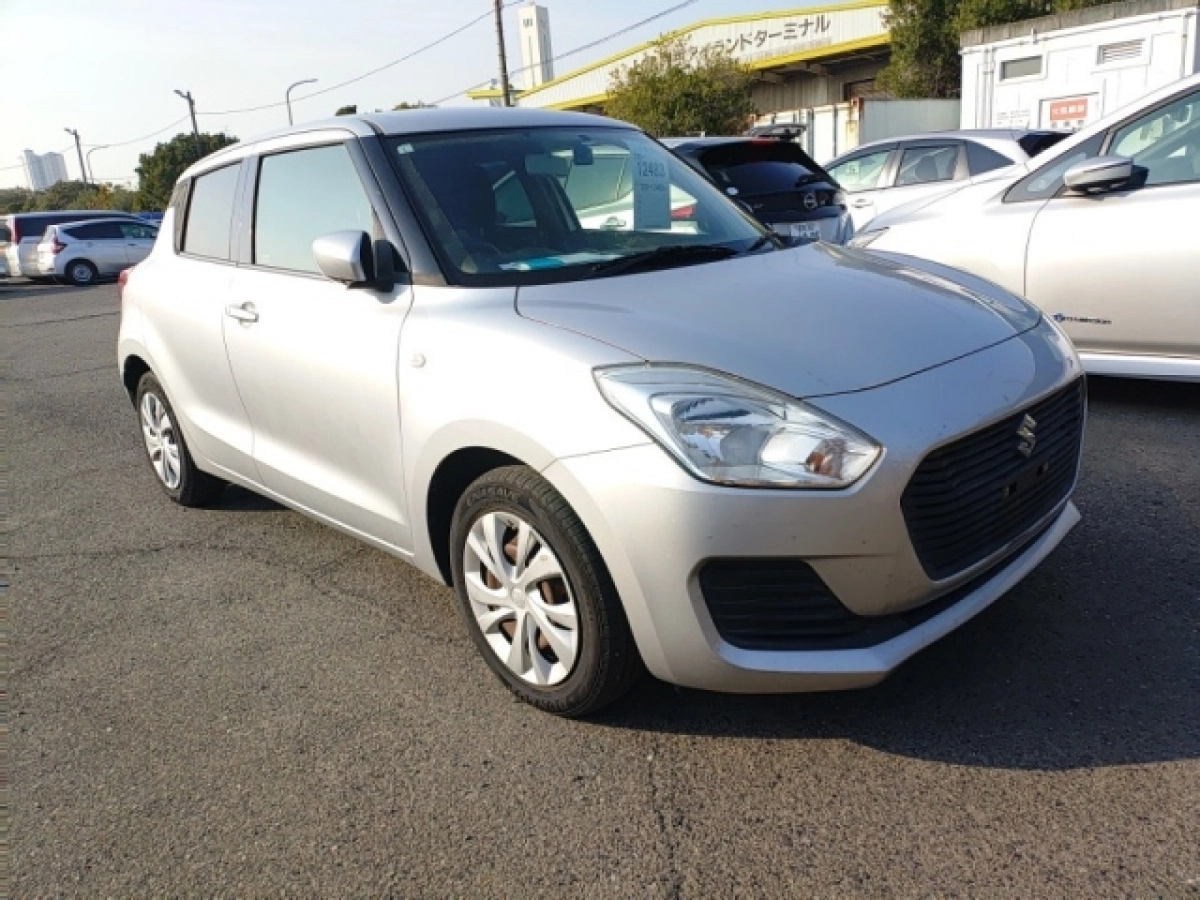 SUZUKI SWIFT