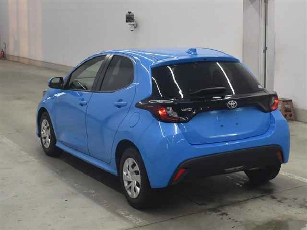 TOYOTA YARIS