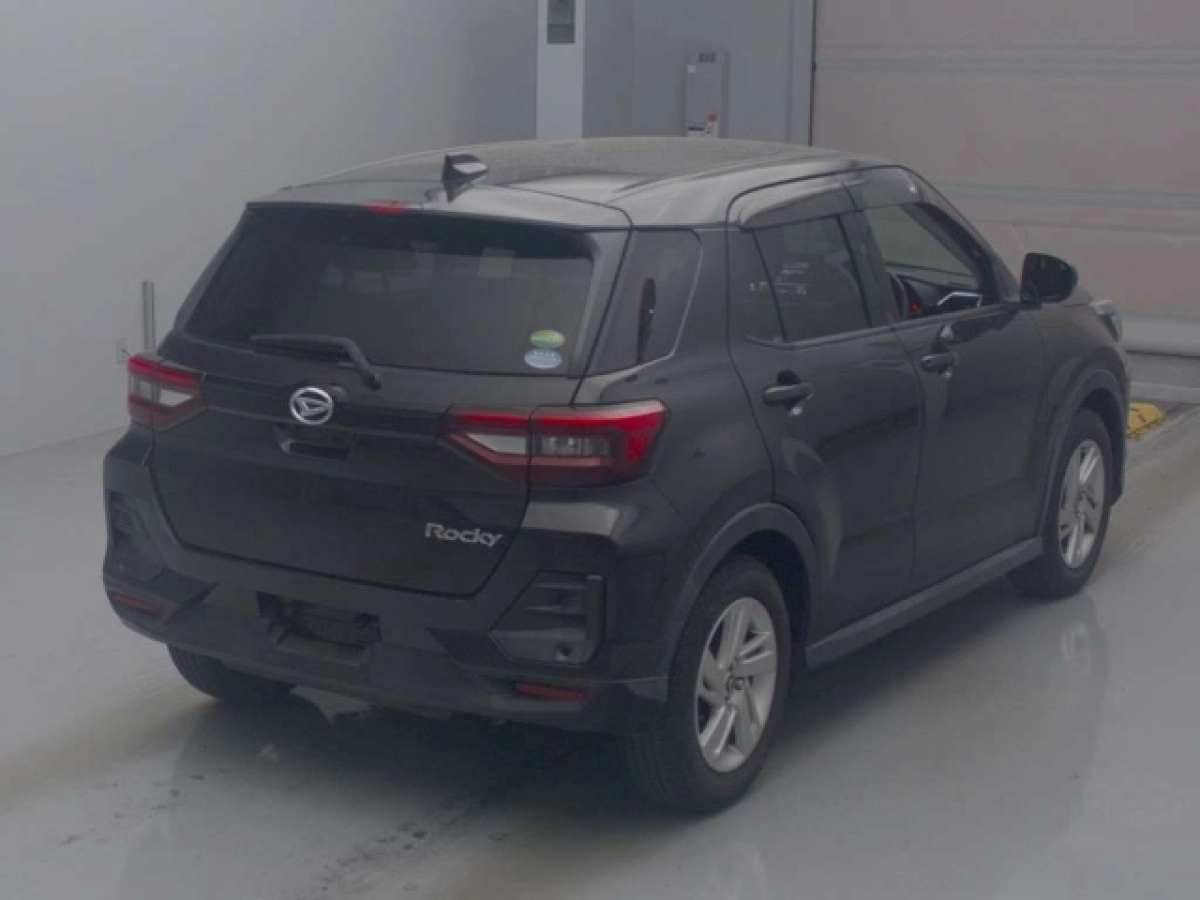 DAIHATSU ROCKY