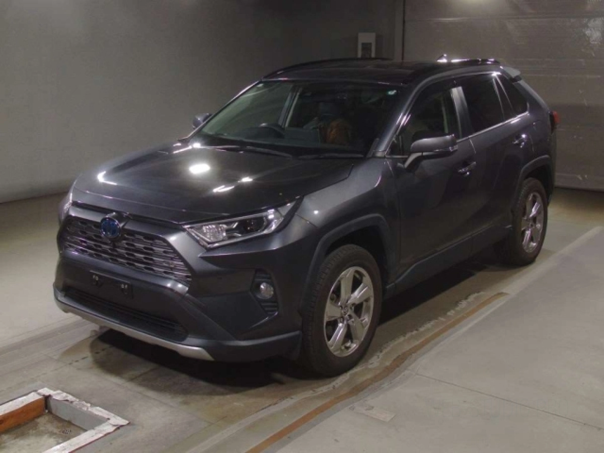 TOYOTA RAV4 AXAH54 2021