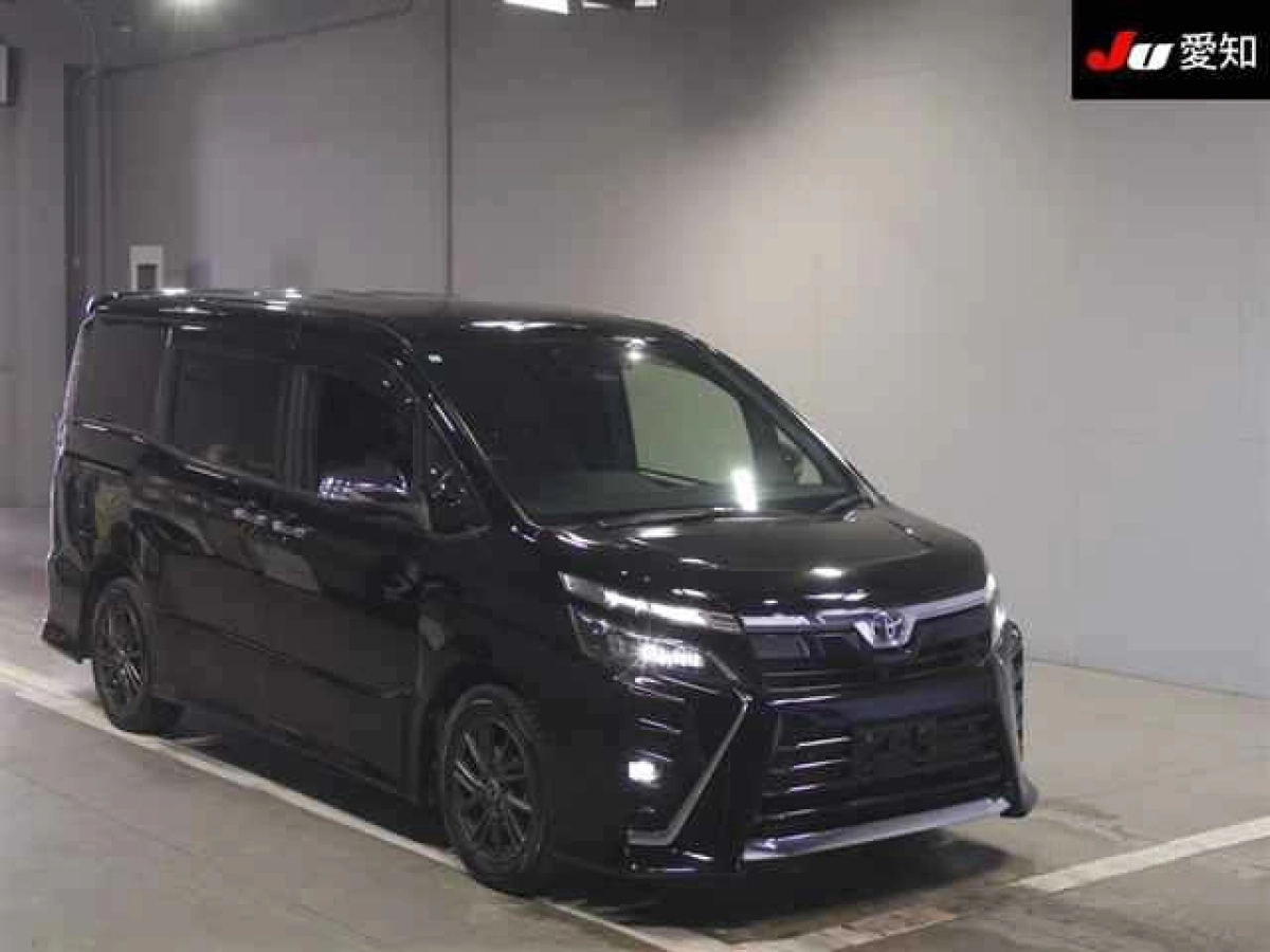 TOYOTA VOXY ZRR80W 2021