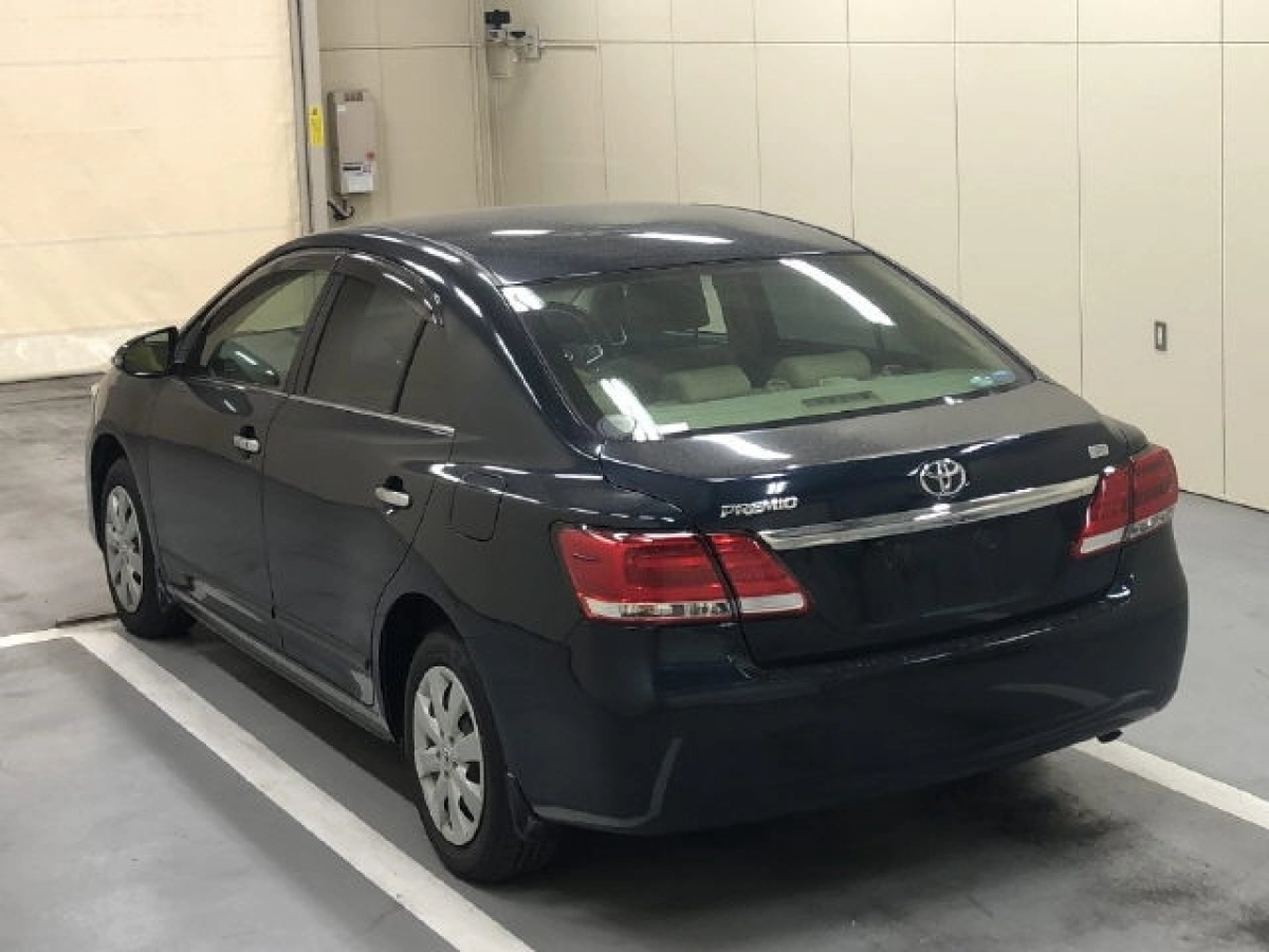 TOYOTA PREMIO