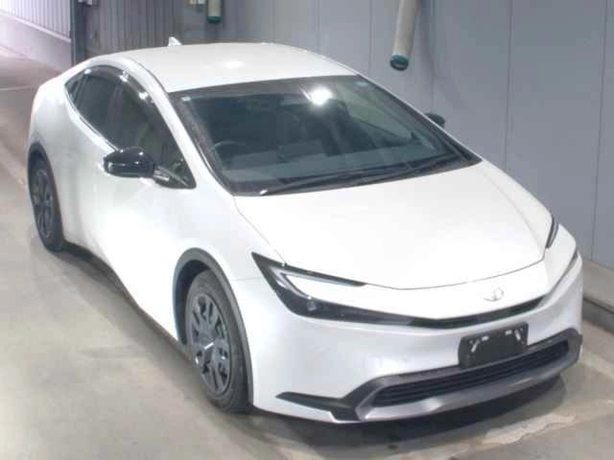 TOYOTA PRIUS MXWH60 2024