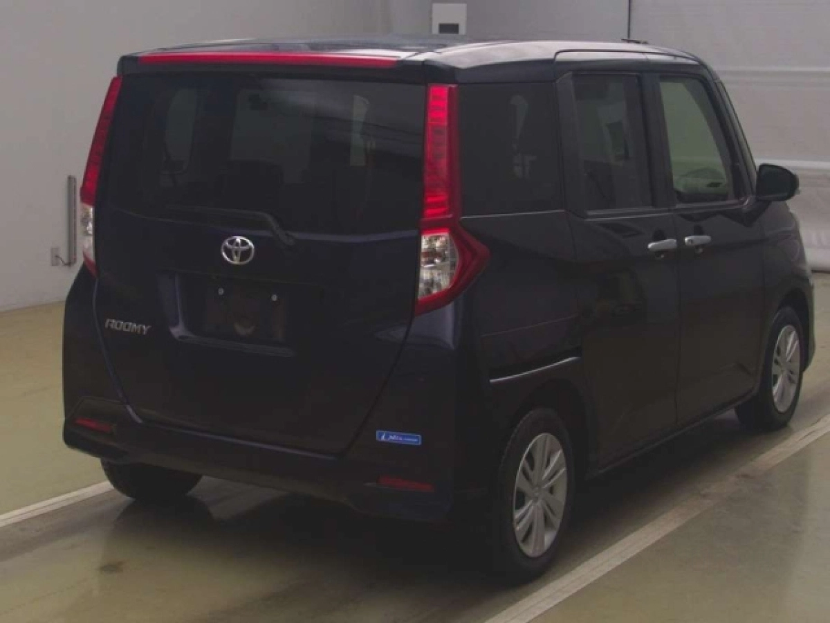 TOYOTA ROOMY