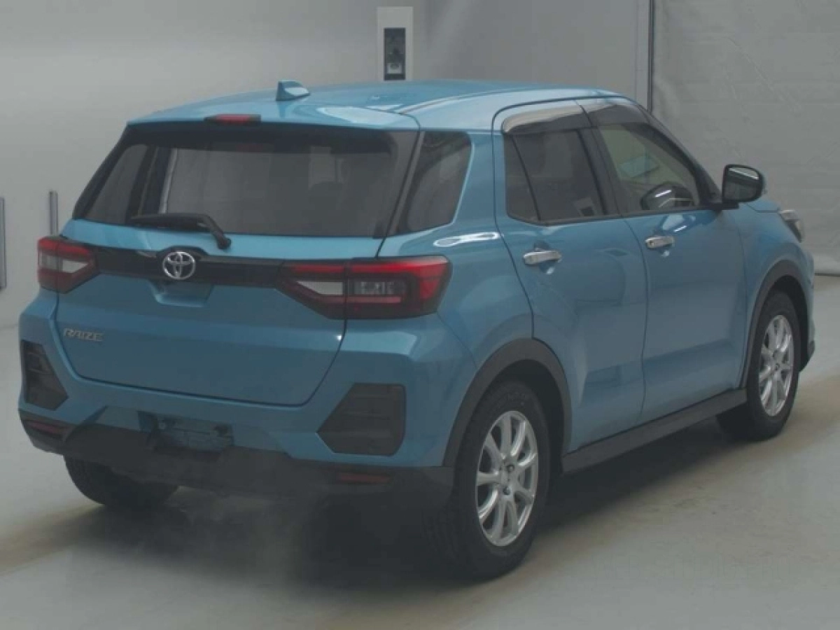 TOYOTA RAIZE