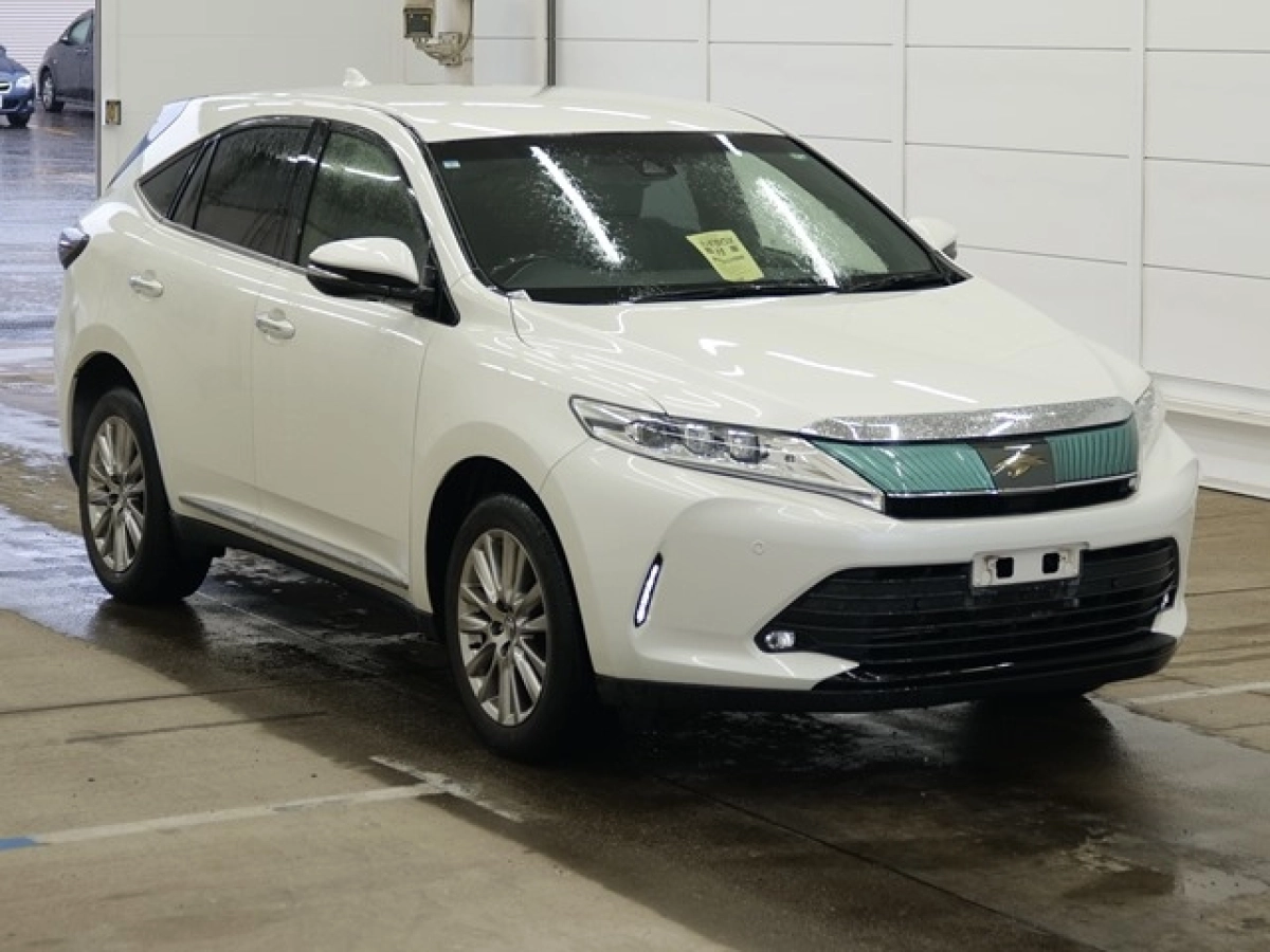 TOYOTA HARRIER ZSU60W 2019