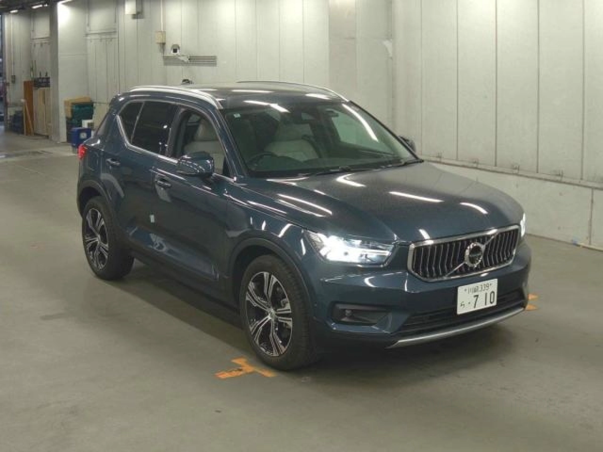 VOLVO XC40 XB420XC 2020
