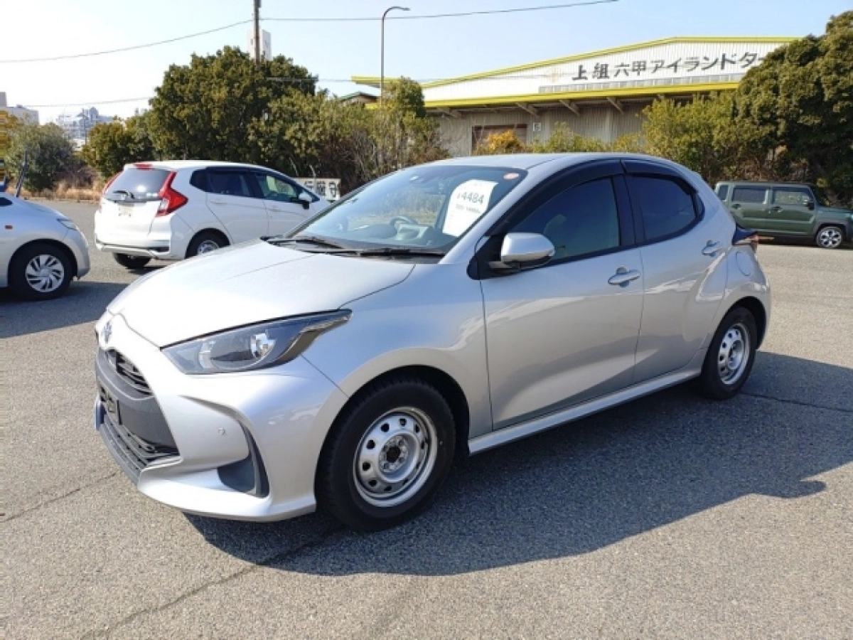 TOYOTA YARIS MXPA10 2023