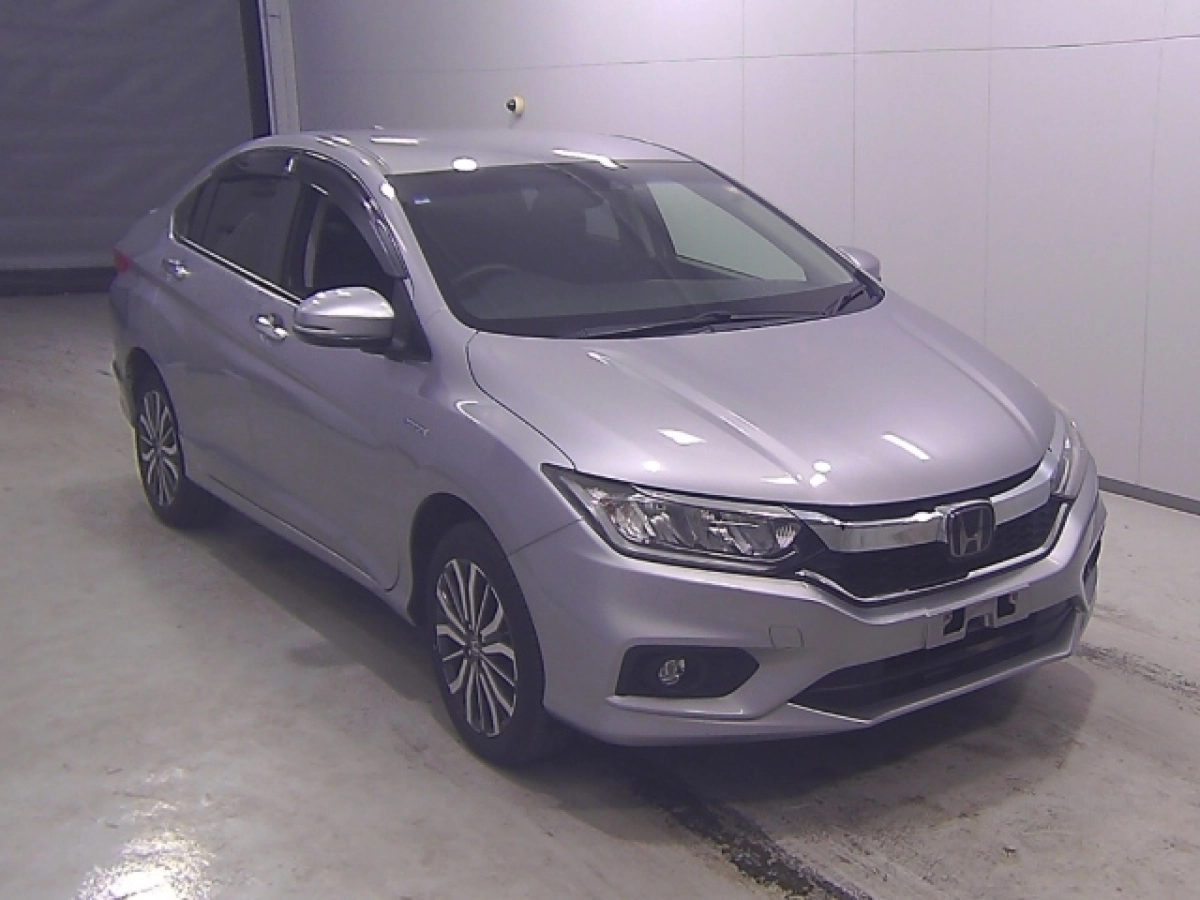 HONDA GRACE GM5 2019