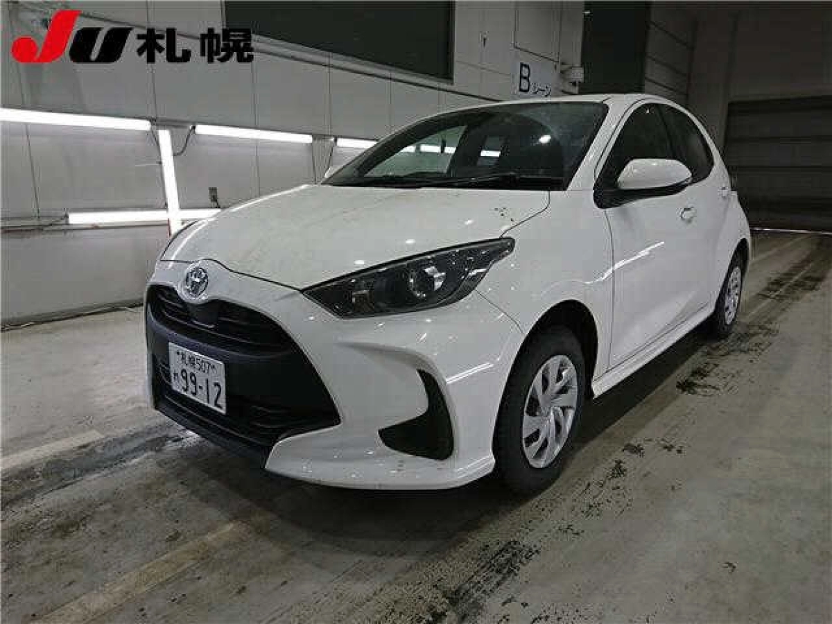 TOYOTA YARIS MXPA15 2023