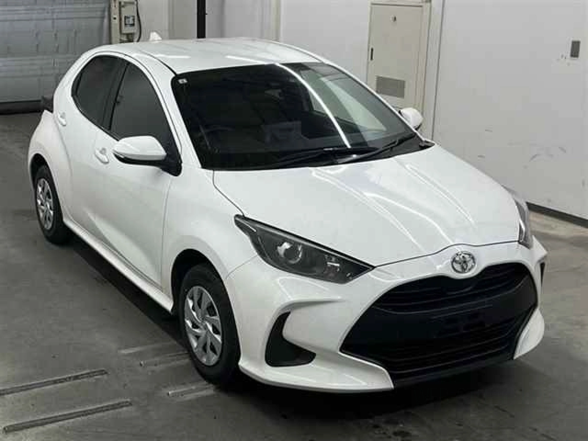 TOYOTA YARIS MXPA15 2023