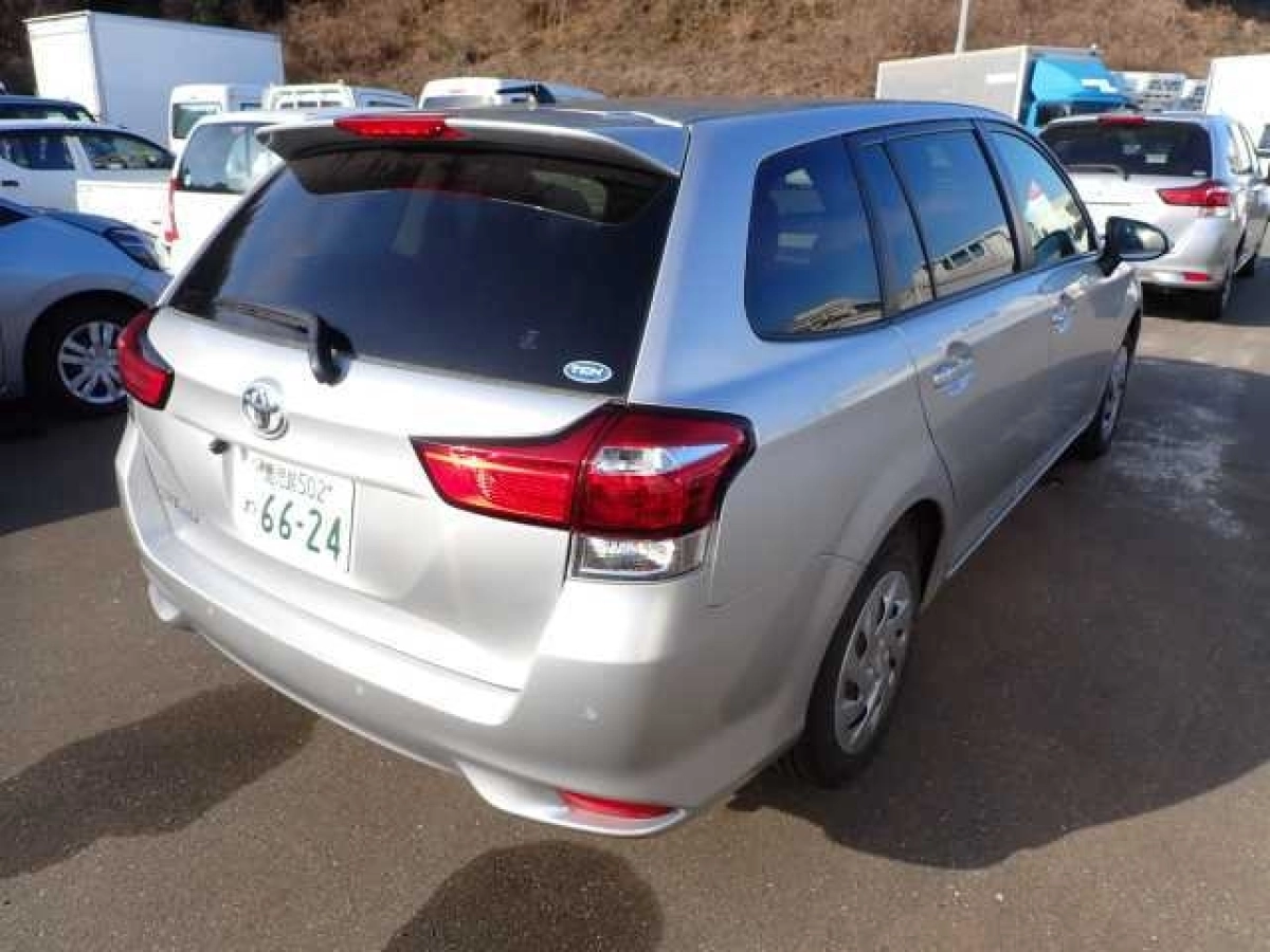 TOYOTA COROLLA FIELDER