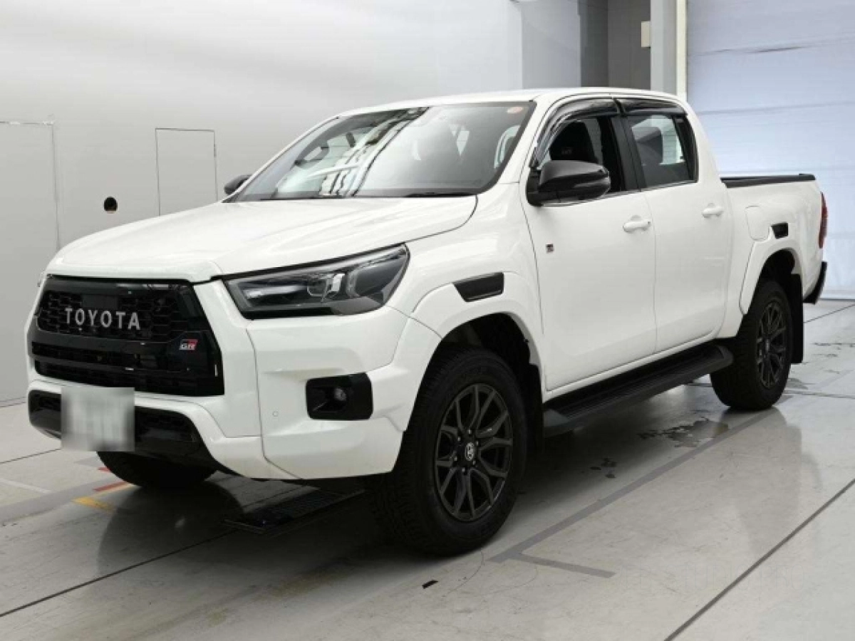 TOYOTA HILUX GUN125 2023
