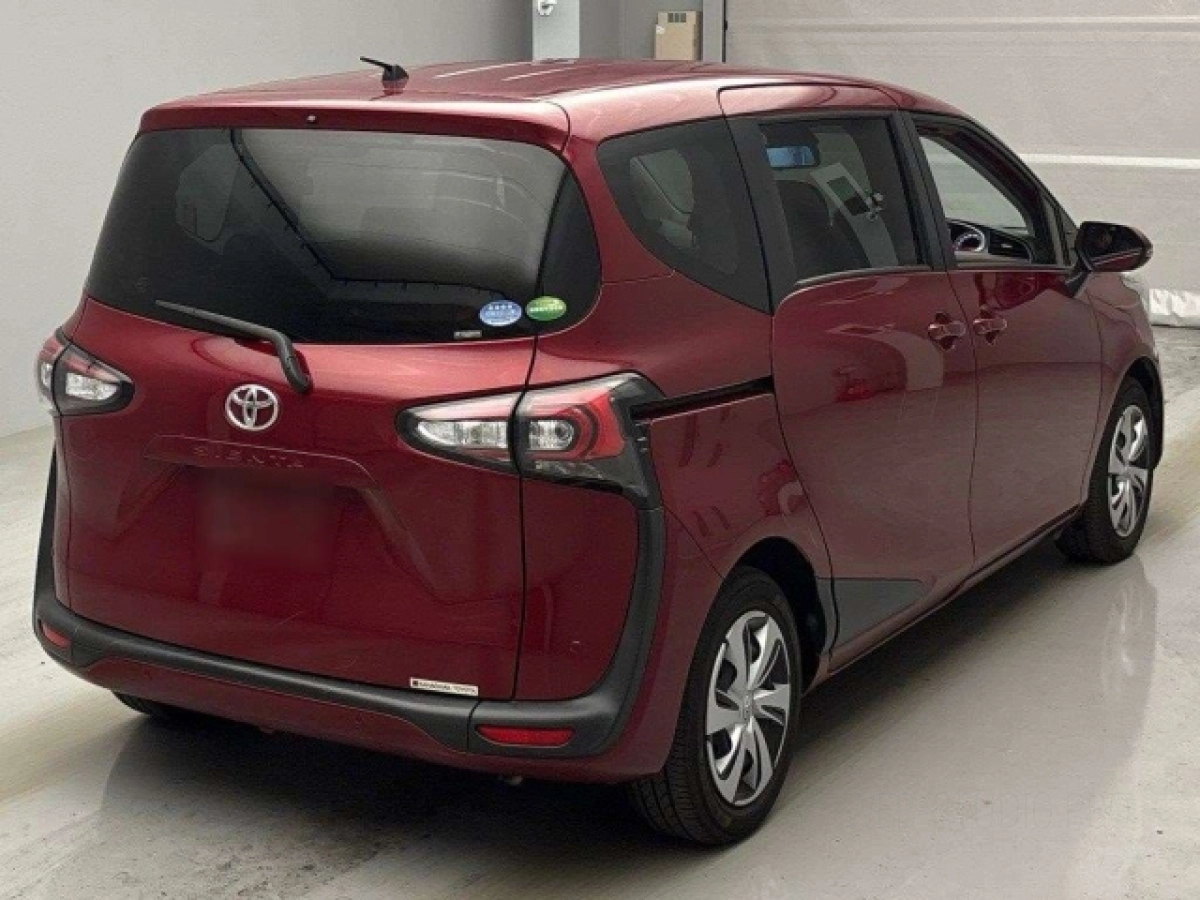 TOYOTA SIENTA