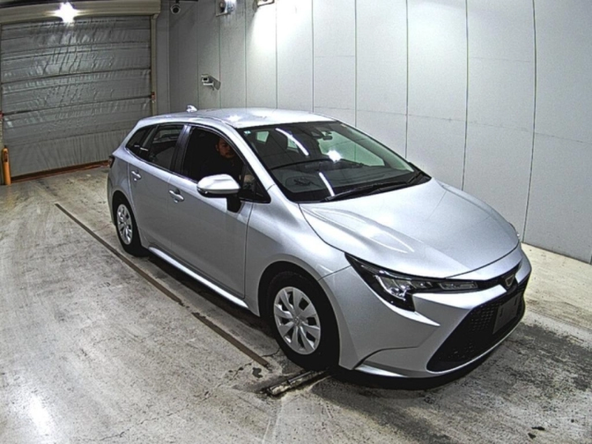 TOYOTA COROLLA TOURING ZRE212W 2022
