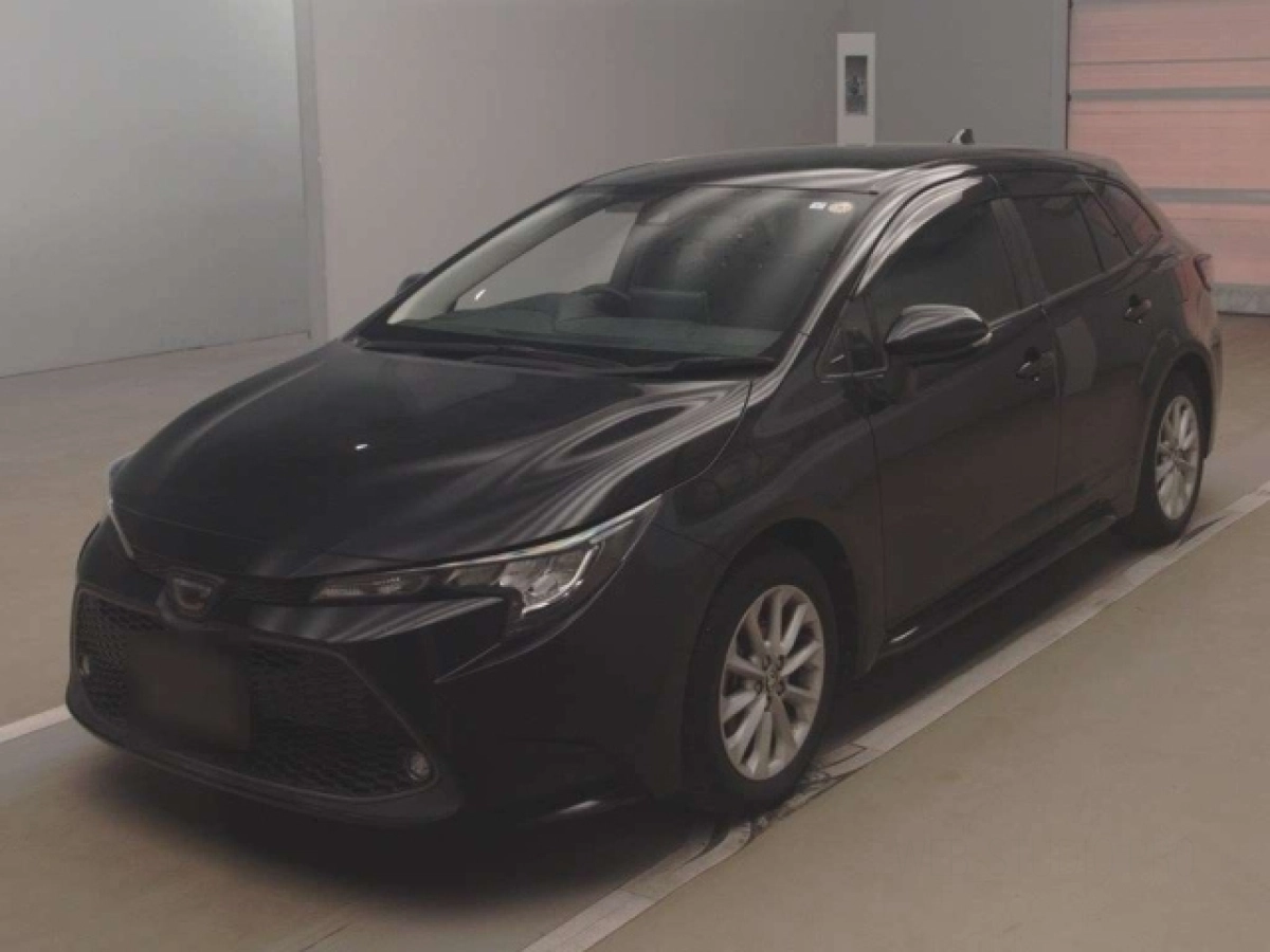 TOYOTA COROLLA TOURING ZRE212W 2021