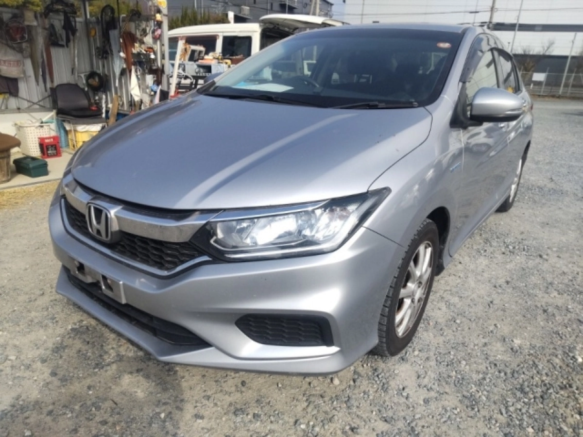 HONDA GRACE GM4 2019