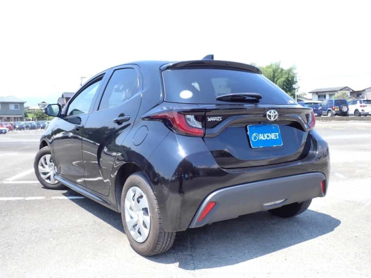 TOYOTA YARIS