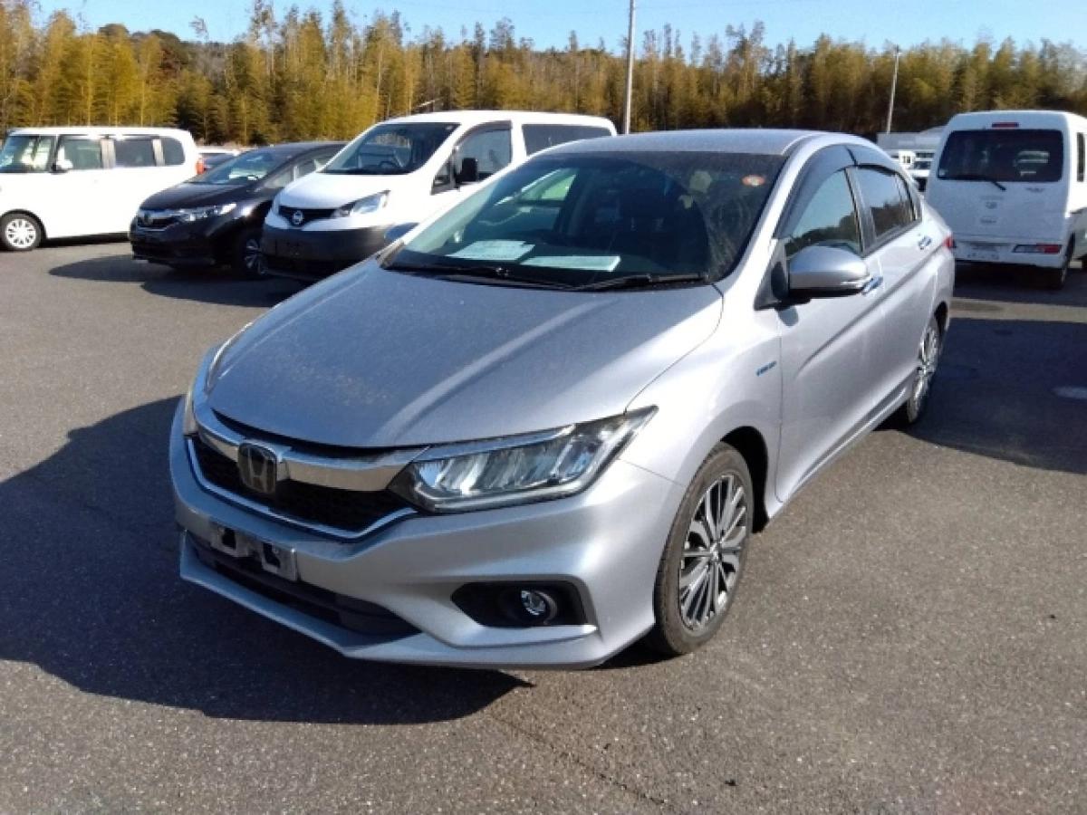 HONDA GRACE GM4 2020