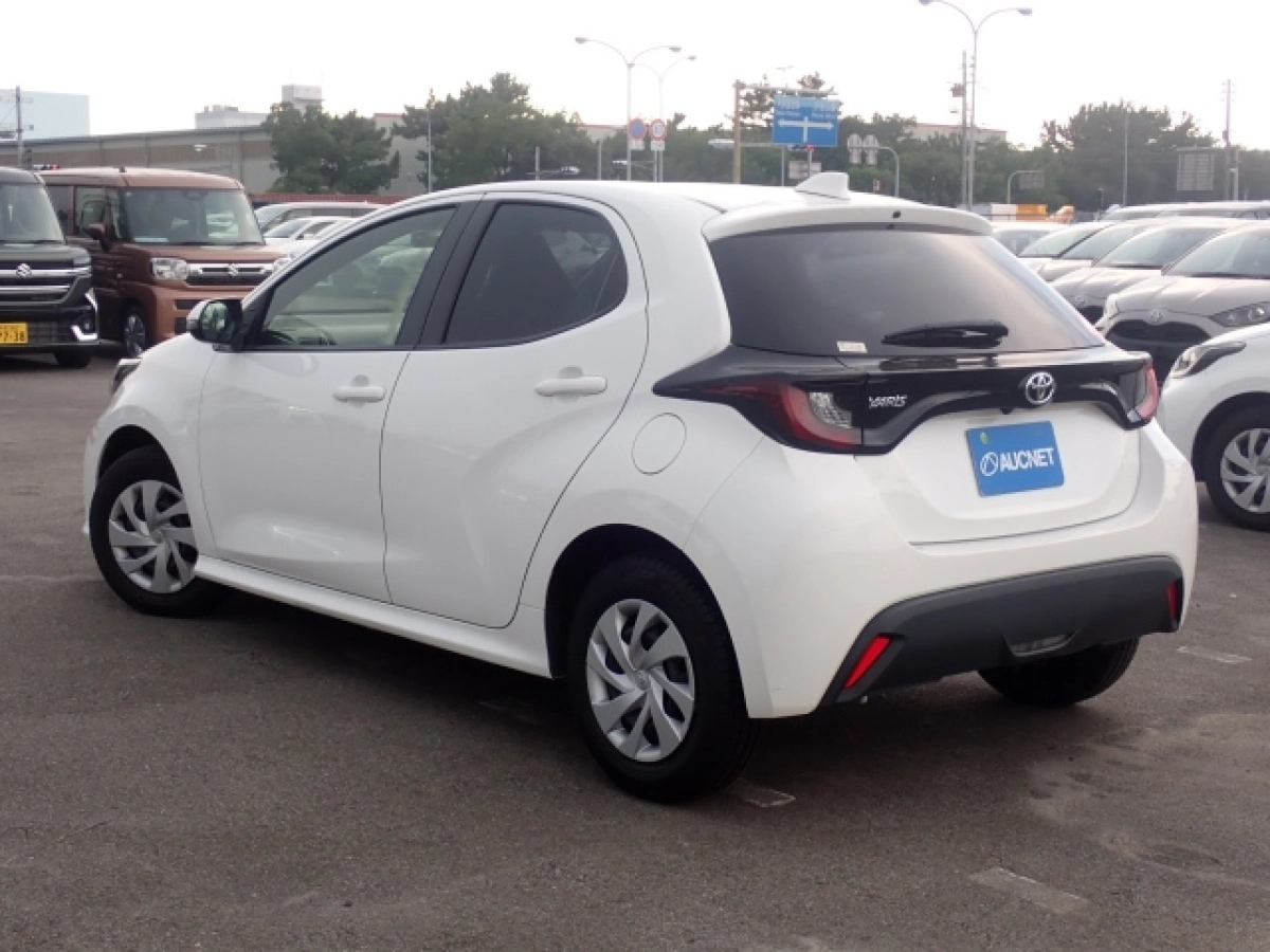 TOYOTA YARIS