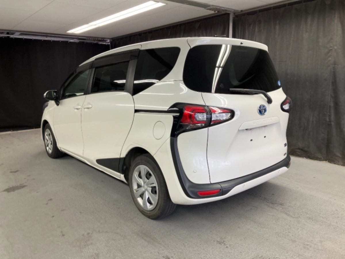 TOYOTA SIENTA