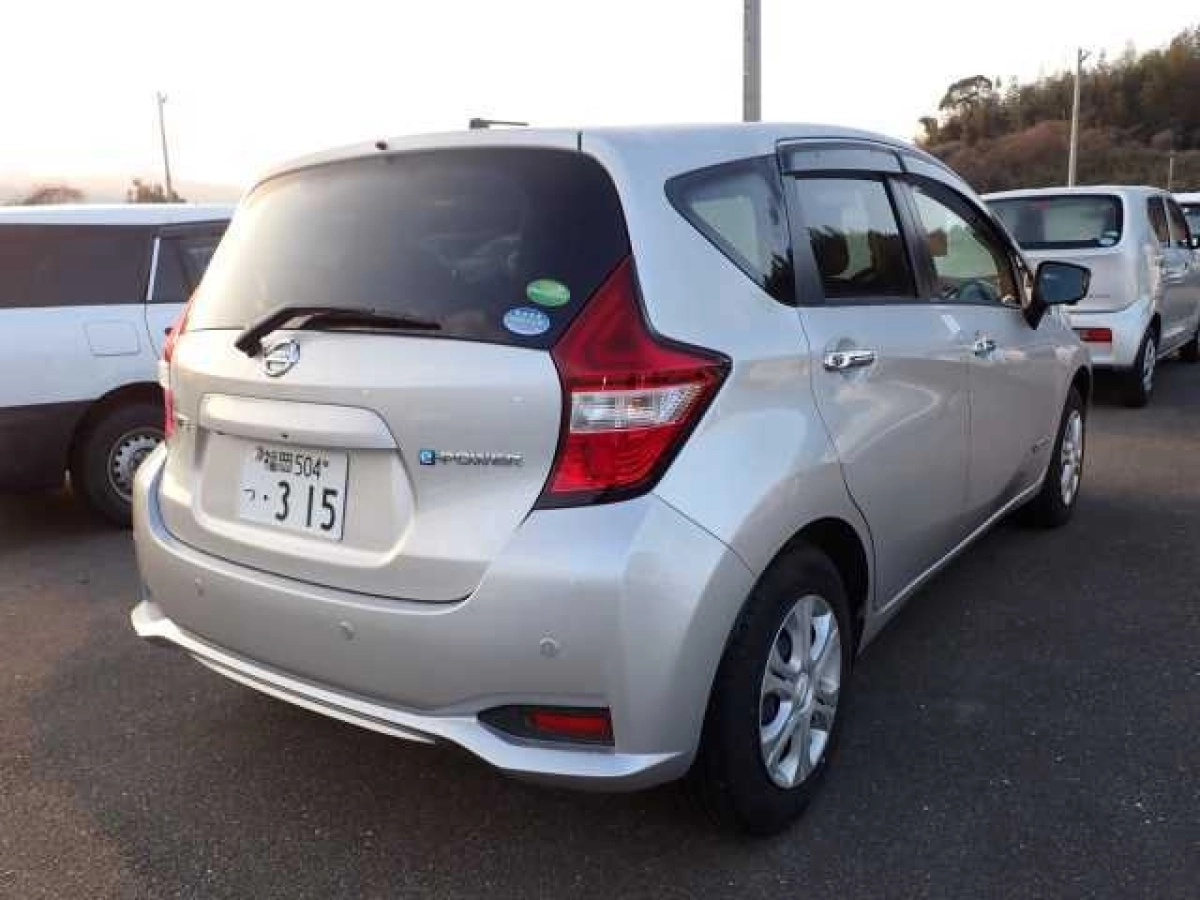 NISSAN NOTE