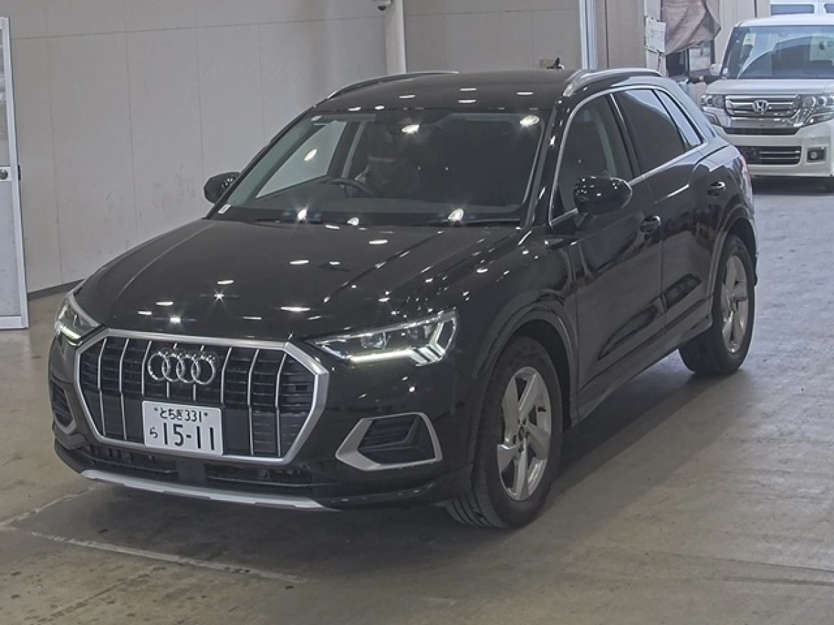 AUDI Q3 F3DFY 2022
